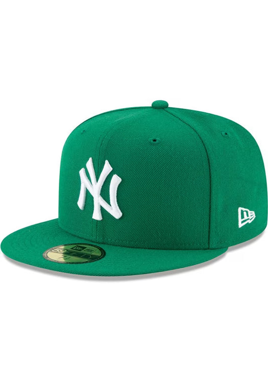 New Era x Yankees 59FIFTY Fitted — Kelly Green/White · Size 7 1/4