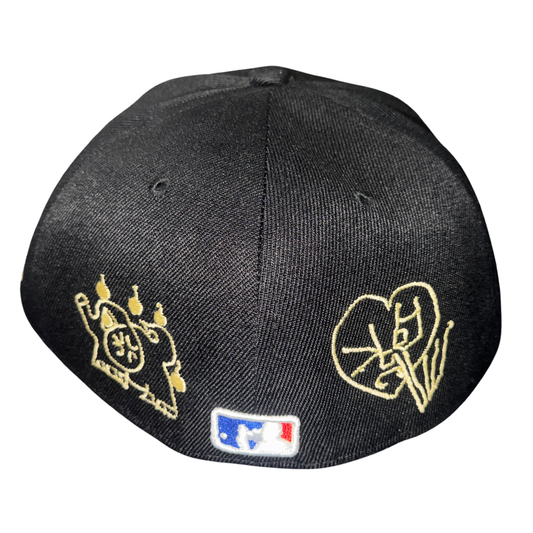 STILLZ × Slumpy Kev Fitted Hat — Black/Gold Graffiti · Size 7 1/4