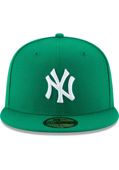 New Era x Yankees 59FIFTY Fitted — Kelly Green/White · Size 7 1/4