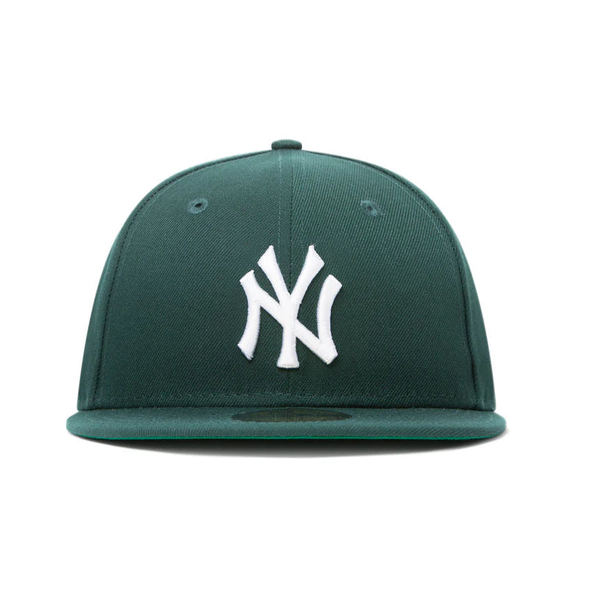 New Era x Yankees 59FIFTY Fitted — Dark Green/White · Size 7 1/4
