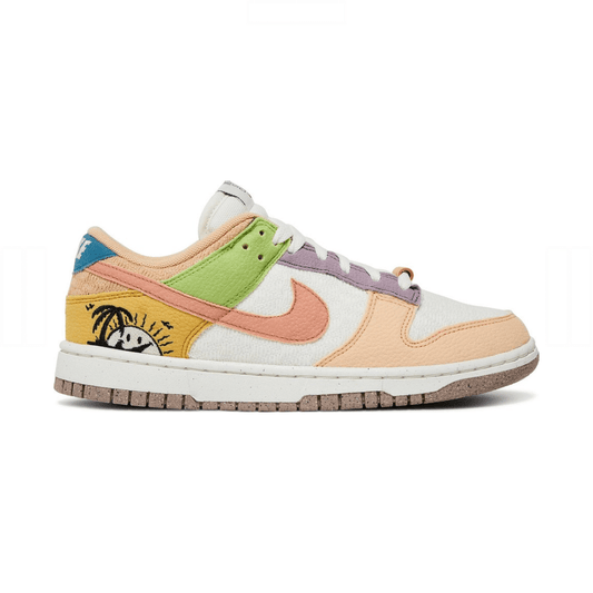 Nike Wmns Dunk Low SE Sun Club image 0