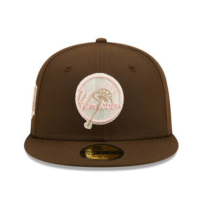 New Era x Yankees "Primary Logo Pink Undervisor" 59FIFTY Fitted — Brown · Size 7 1/4
