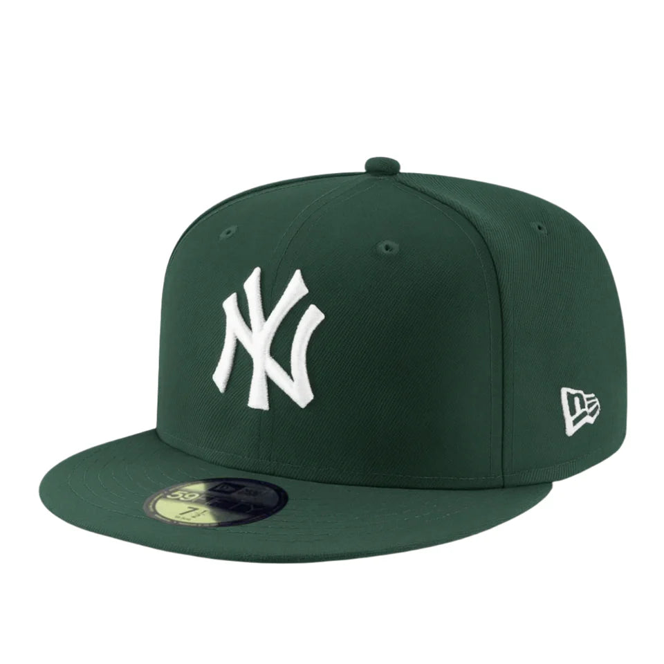 New Era x Yankees 59FIFTY Fitted — Dark Green/White · Size 7 1/4